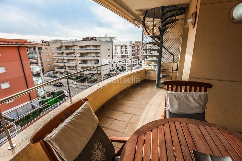 Foto d0a27a62-c920-4540-99ab-a99863128677. Àtic amb calefacció aparcament piscina a L´Estany Calafell
