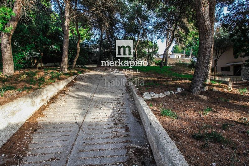 Foto c8846da5-5498-4955-8182-bd5b086e35b8. Finca rústica a Segur de Calafell nucli urbà Segur de Calafell