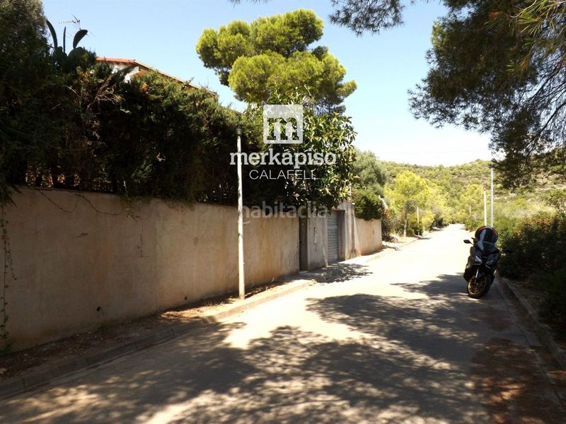 Foto b3ece897-23ab-4b17-b89b-e7a0d4dd6ffc. Finca rústica exclusiva parcela de 613 m para amantes del relax en Segur de Calafell
