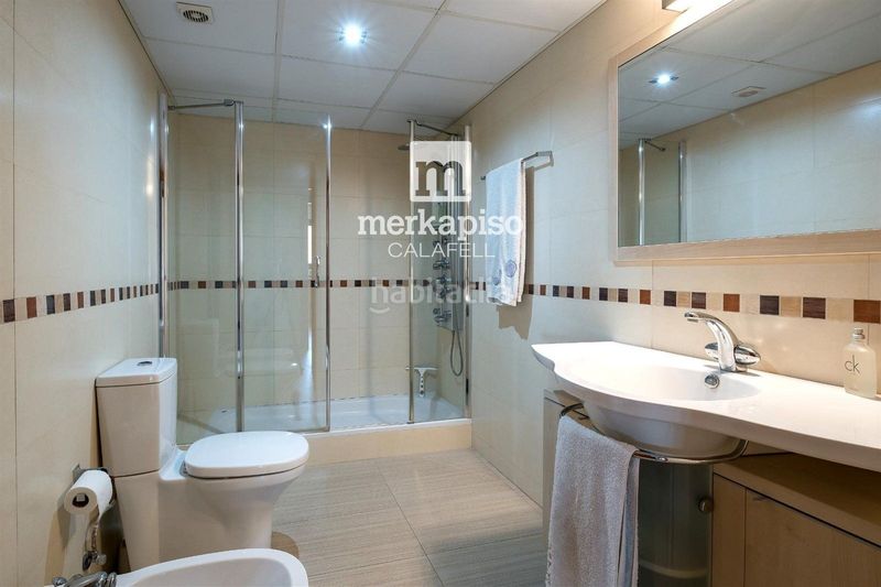 Foto c47d4b9e-5ae4-41b3-9144-a85de29966b6. Pis amb calefacció aparcament piscina a Platja de la Paella Torredembarra