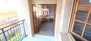 Pis  Lluis companys. Piso en segunda línea de mar