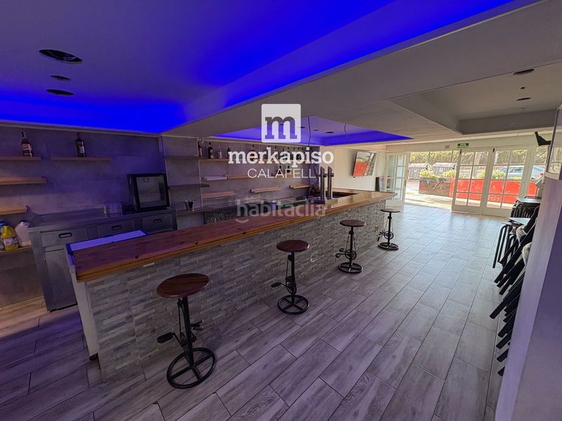 Foto d35a9dc1-9cd6-4a75-aca3-337387651f6b. Local comercial a Calafell platja Calafell