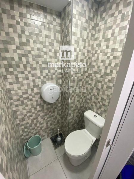 Foto e793ec5e-ce93-4d6f-ae85-cb669237339d. Local comercial a Calafell platja Calafell