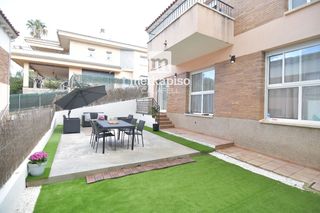 Casa  Bolivia. Casa totalmente reformada en venta