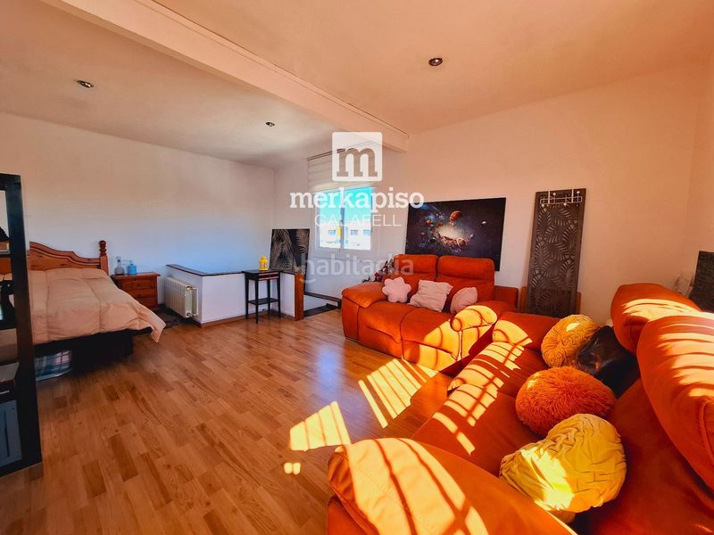 Foto 44a6ea6b-3ddd-4089-83d0-89785370ecc3. Casa amb calefacció aparcament piscina a Cunit residencial Cunit
