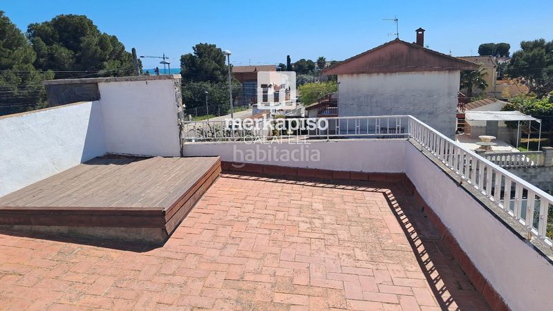 Foto a48ecd80-3400-4bfc-8815-e63d6eb61688. Casa amb calefacció aparcament piscina a Cunit residencial Cunit
