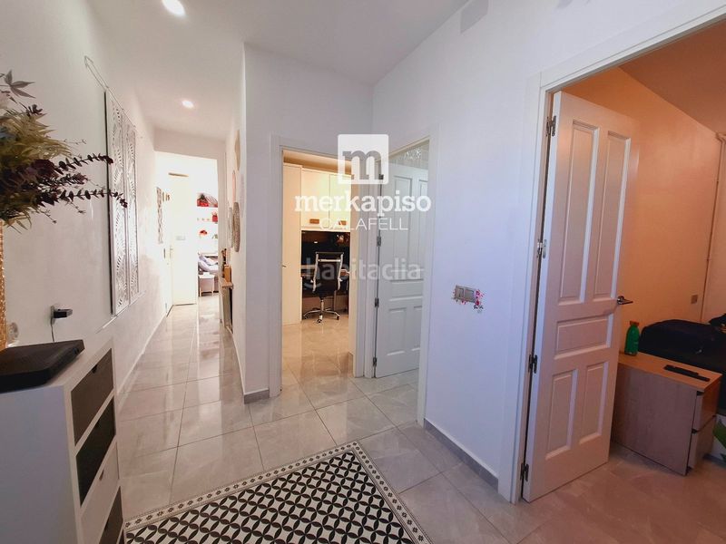 Foto e58a1fcf-c183-41f9-8a97-36bdd91612ac. Casa amb calefacció aparcament piscina a Cunit residencial Cunit