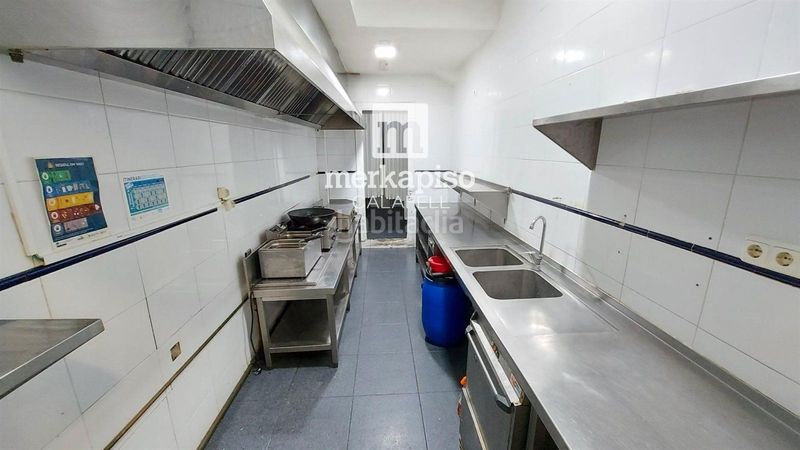 Foto b0f9e2f8-b024-4d69-b4a6-c6ba1e6b2feb. Local comercial a Calafell platja Calafell