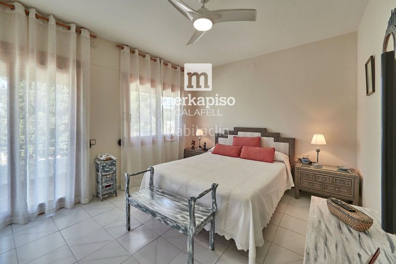 Foto b5663509-a9a3-4d46-b076-36fffee381d6. Xalet amb calefacció aparcament piscina a Els Masos - Els Garrofers Coma-ruga