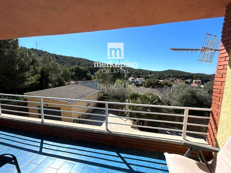 Foto 921b854c-3374-4293-8f25-fa09409b12fe. Xalet amb calefacció aparcament piscina a Mas romeu Calafell