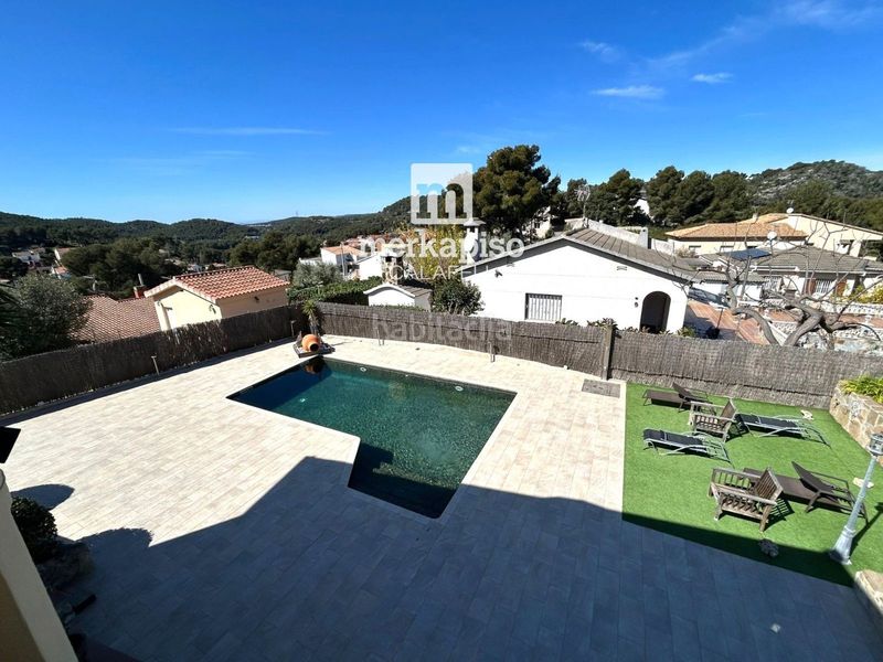 Foto f93b4e3d-f48f-4a33-b1dc-c549a86faf1e. Xalet amb calefacció aparcament piscina a Mas romeu Calafell