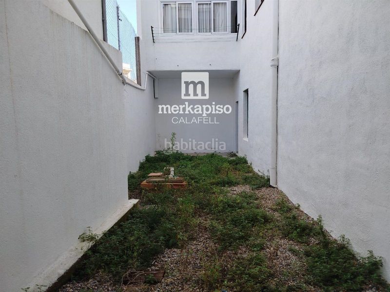 Foto 8b9d77a3-04a0-42f9-a524-5a01b47eb2f7. Local comercial a Calafell poble Calafell