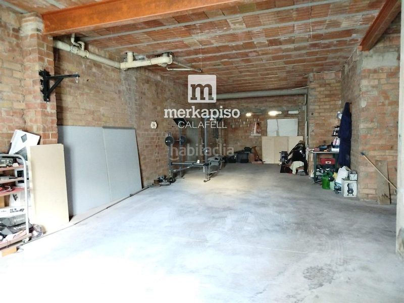 Foto c0e26434-6f76-42e4-bd66-6c333a739245. Local comercial a Calafell poble Calafell