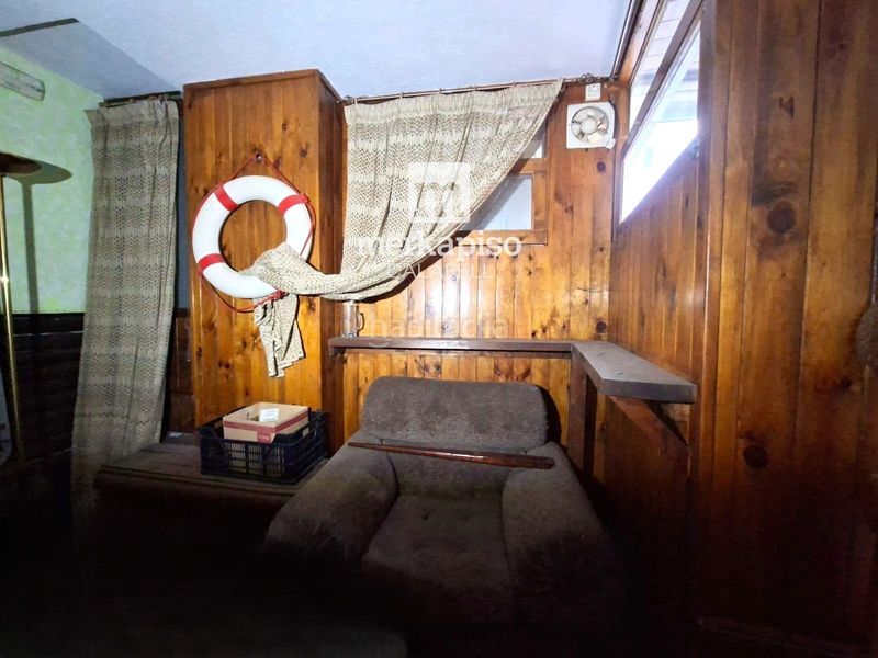 Foto 019798ba-f5be-47e1-bf82-07216fa7c68d. Local comercial a Centre Torredembarra