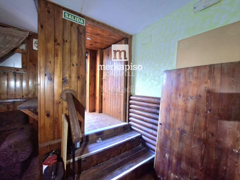 Foto 5306db44-5cea-4e75-a1f3-a51ec3fd4f0d. Local comercial a Centre Torredembarra