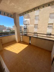 Piso en Segur de Calafell Nucli Urbà. Venta de piso en segur de calafell de 3 habitaciones  a tan solo