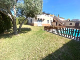 Xalet a Cunit Residencial. Casa independiente en cunit