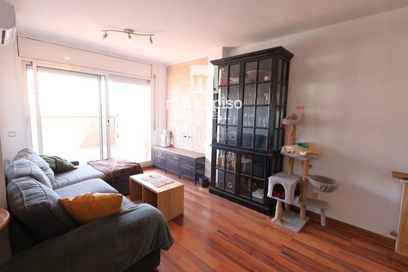 Foto 750094fe-e2f3-410d-9469-51265fec5fff. Àtic amb calefacció aparcament piscina a El Tancat-Mas d´en Gual Vendrell (El)