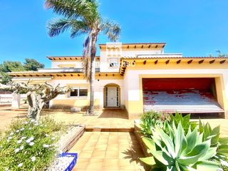 Chalet  Roger de flor. Chalet independiente en el vendrell urb. oasis