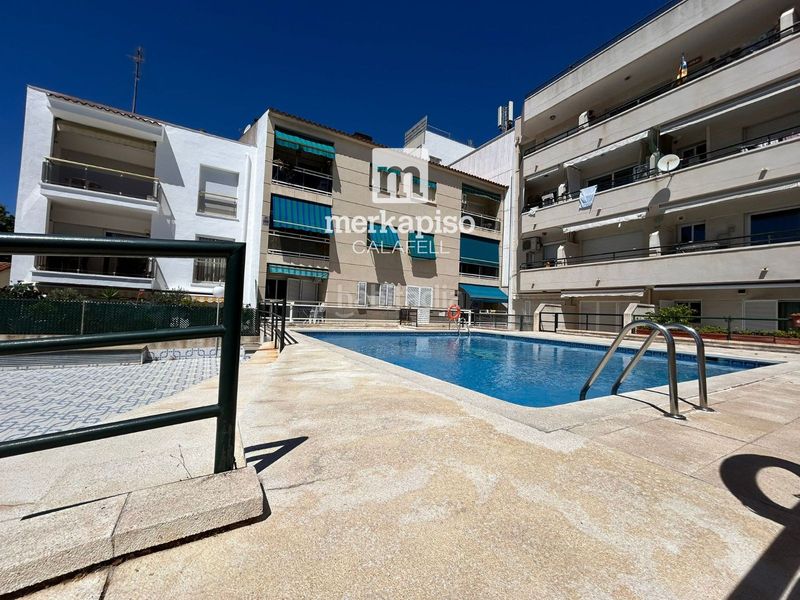 Foto c82ebbf6-6726-4d5b-aa74-fc9073a989d3. Pis amb aparcament piscina a Calafell platja Calafell