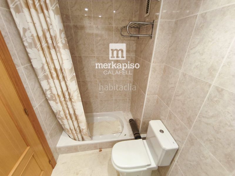 Foto d4042f70-0eed-483d-b7fb-ba441e1b279b. Pis amb calefacció aparcament a Calafell platja Calafell