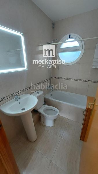 Foto c06b09cc-357a-4e85-af19-b49e89f5ec5f. Pis amb aparcament piscina a Cunit residencial Cunit