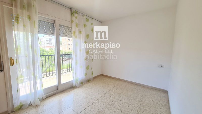 Foto 8e9ae74d-c79c-4d26-9c7f-c22d114030d6. Pis amb aparcament a Segur de Calafell nucli urbà Segur de Calafell