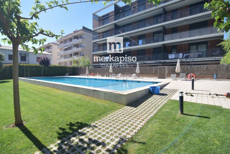 Foto ed16c0ce-6925-4961-a8e4-ec4d13fd3370. Dúplex amb aparcament piscina a L´Estany Calafell