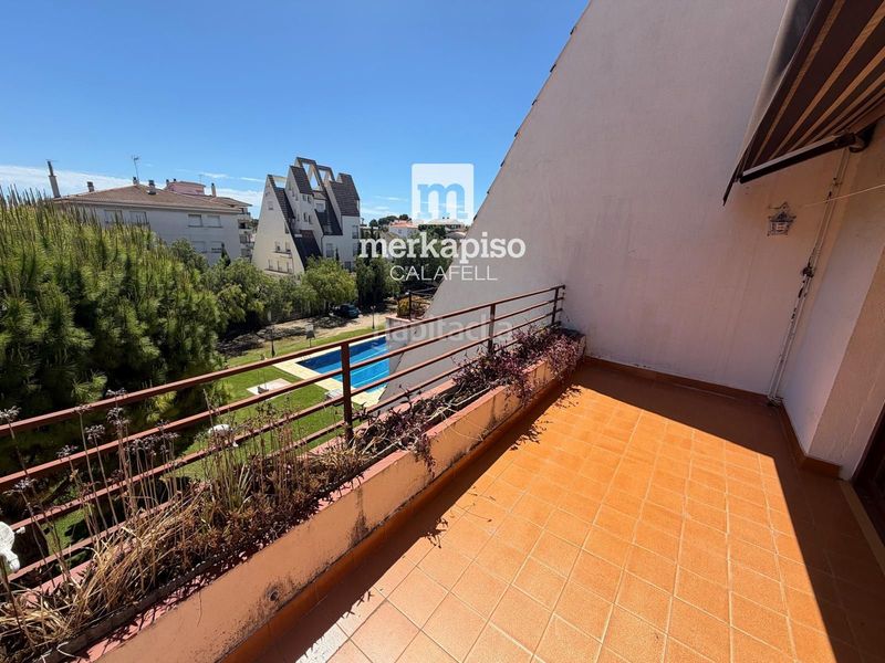 Foto 71f47c63-3a6a-4474-a2b8-b5c4402164a7. Dúplex amb calefacció aparcament piscina a Calafell residencial Calafell