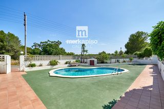Casa  Aigua blava. Adosada en venta massos comarruga