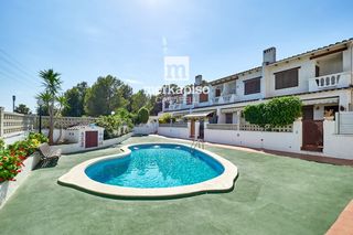 Casa  Aigua blava. Adosada en venta massos comarruga