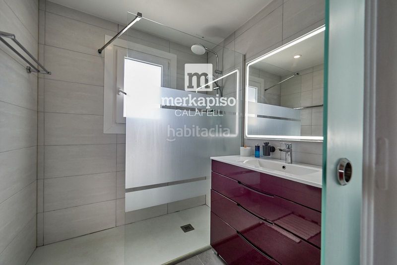 Foto 6bcd7785-d5d2-4346-bc12-b07d7272263f. Casa amb calefacció aparcament piscina a Els Masos - Els Garrofers Coma-ruga