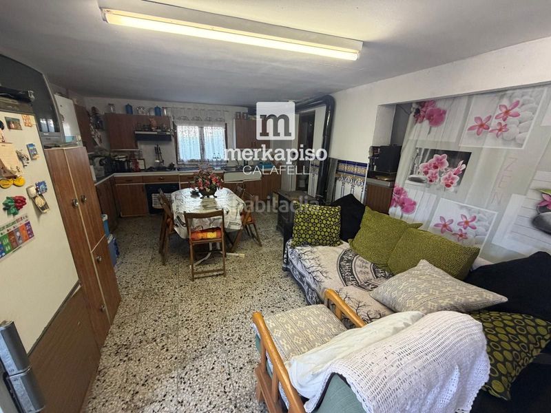 Foto 8178d119-3f05-4685-b333-9dc83e029404. Casa amb calefacció aparcament piscina a Calafell park Calafell