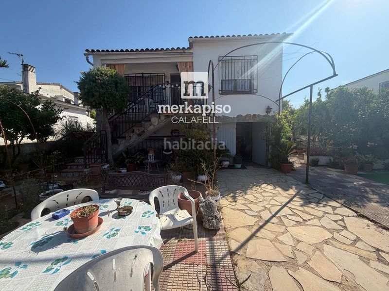 Foto 98256e06-44de-42ce-bffc-62fde60e0aa8. Casa amb calefacció aparcament piscina a Calafell park Calafell