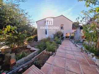 Chalet  Tomas breton. Chalet independiente con vistas en mas romeu calafell