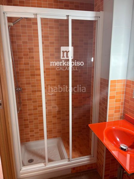 Foto e7844e1c-9202-42f9-8f34-deb34ebcb645. Casa adossada amb calefacció aparcament a Bellvei