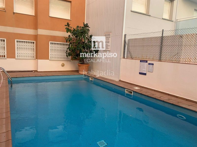 Foto ec71be13-82c8-4c6a-916a-cbf060965737. Pis amb calefacció piscina a Calafell platja Calafell