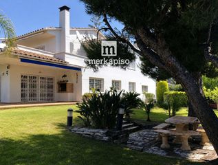 Casa  Terral de dalt. Magnifica casa junto al mar