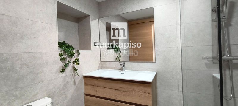 Foto dd678fd8-94df-41b9-a290-02c2db888dde. Casa amb calefacció a Centre Vendrell (El)