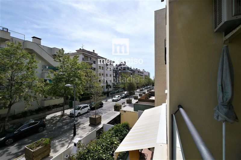 Foto df7fcfc2-d265-44db-a3e8-36b5810fbd1e. Pis amb aparcament piscina a Segur Platja Segur de Calafell