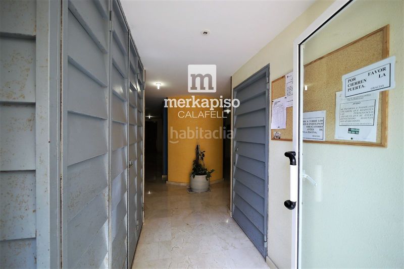 Foto f8045645-5162-4db4-a3b5-ac18a85e91e9. Pis amb aparcament piscina a Segur Platja Segur de Calafell