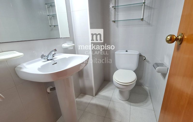 Foto 6ac18722-c67e-4996-a29f-f870026b6e10. Pis amb aparcament piscina a L´Estany Calafell