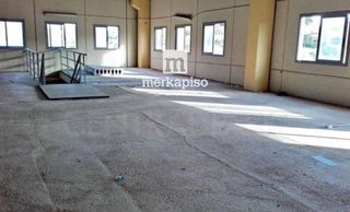 Industrial building  De barcelona. Nave industrial en poligono la creu vendrell