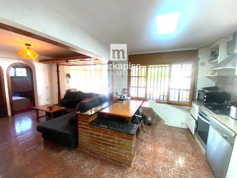 Foto 430aeb5a-7828-4e0c-a213-bbfe63394b03. Xalet a Cunit residencial Cunit