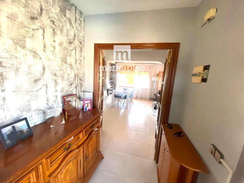 Foto 6437d28d-c28b-4985-8ed0-e89986ed0693. Xalet a Cunit residencial Cunit