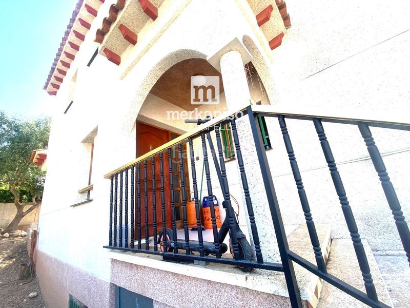Foto beda98e7-bfb7-47f1-a413-1d72a26529fc. Xalet a Cunit residencial Cunit