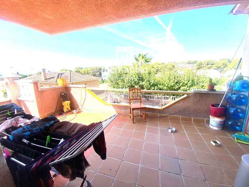 Foto d651c80e-8445-40eb-9f14-ad8848839b5a. Xalet a Cunit residencial Cunit