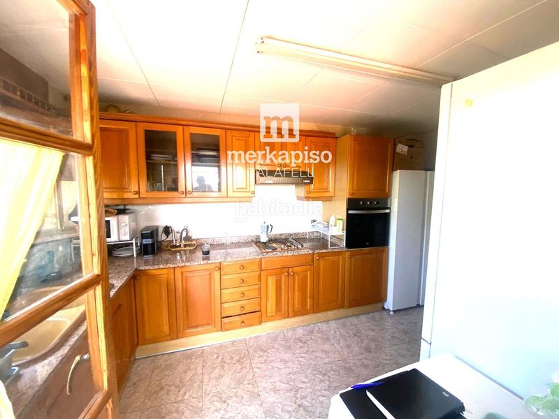 Foto eaf3ee15-17a9-460b-b55b-6883f3a646c4. Xalet a Cunit residencial Cunit