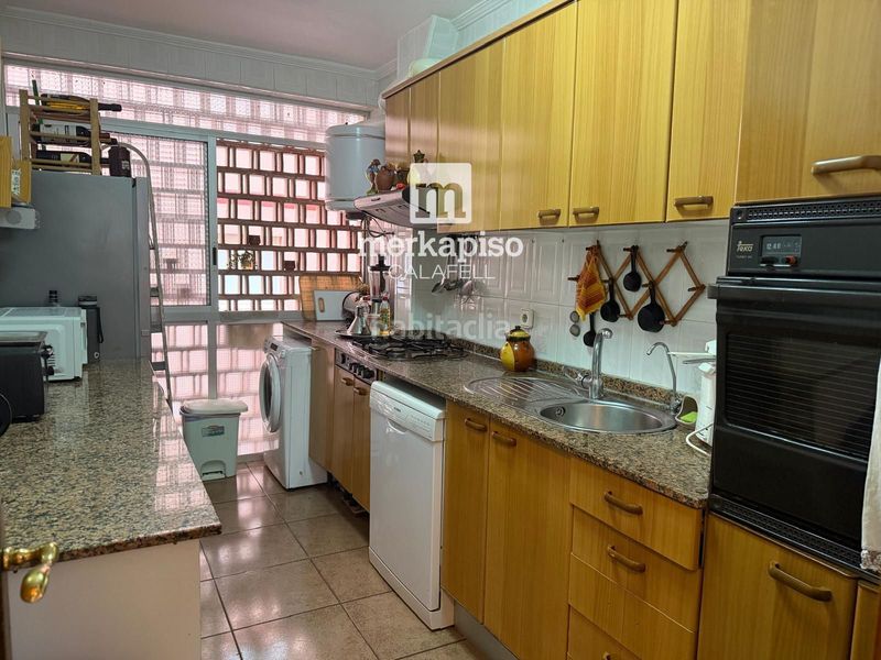 Foto b8dc7233-7c91-4820-aefc-5199fd7c280e. Pis amb aparcament a Cunit residencial Cunit