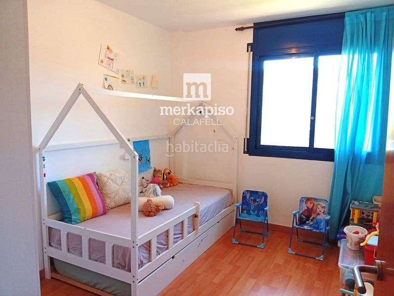 Foto 461886a8-afff-4a91-8388-d745b47264ab. Pis amb aparcament piscina terrassa a Calafell platja Calafell